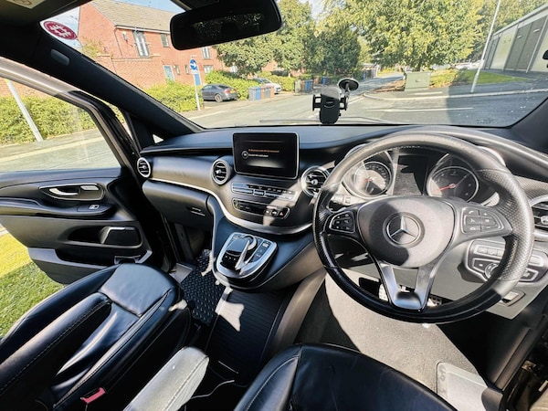 Used Mercedes-Benz V-Class 2018 for sale - 76275214: Photo 11