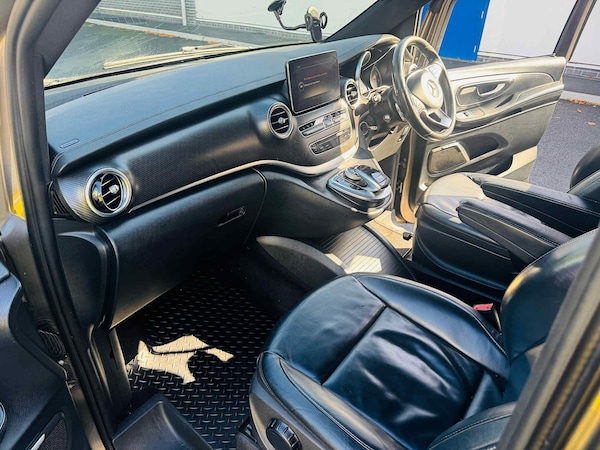 Used Mercedes-Benz V-Class 2018 for sale - 76275214: Photo 12
