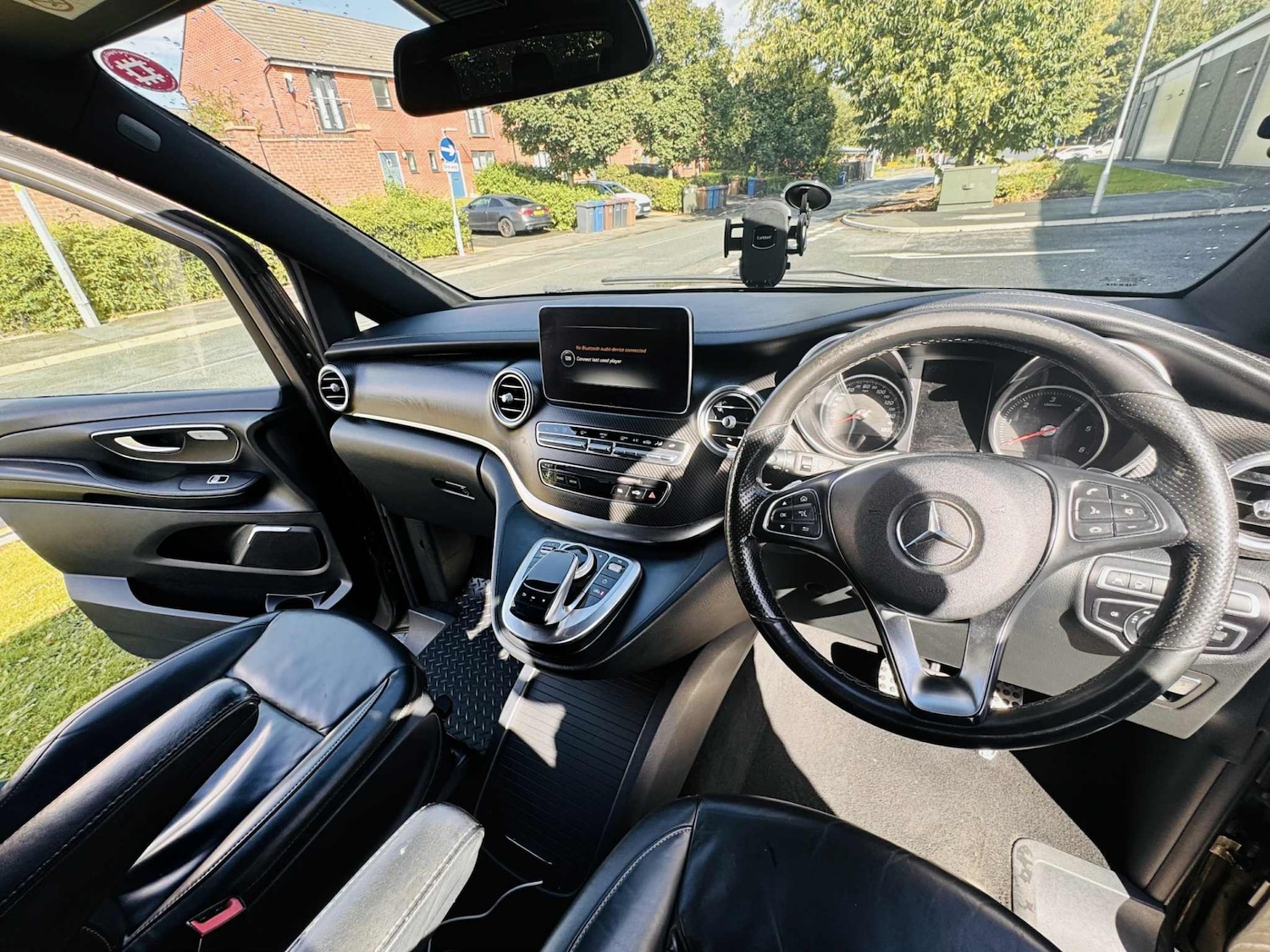 Used Mercedes-Benz V-Class 2018 for sale - 76596119: Photo 11