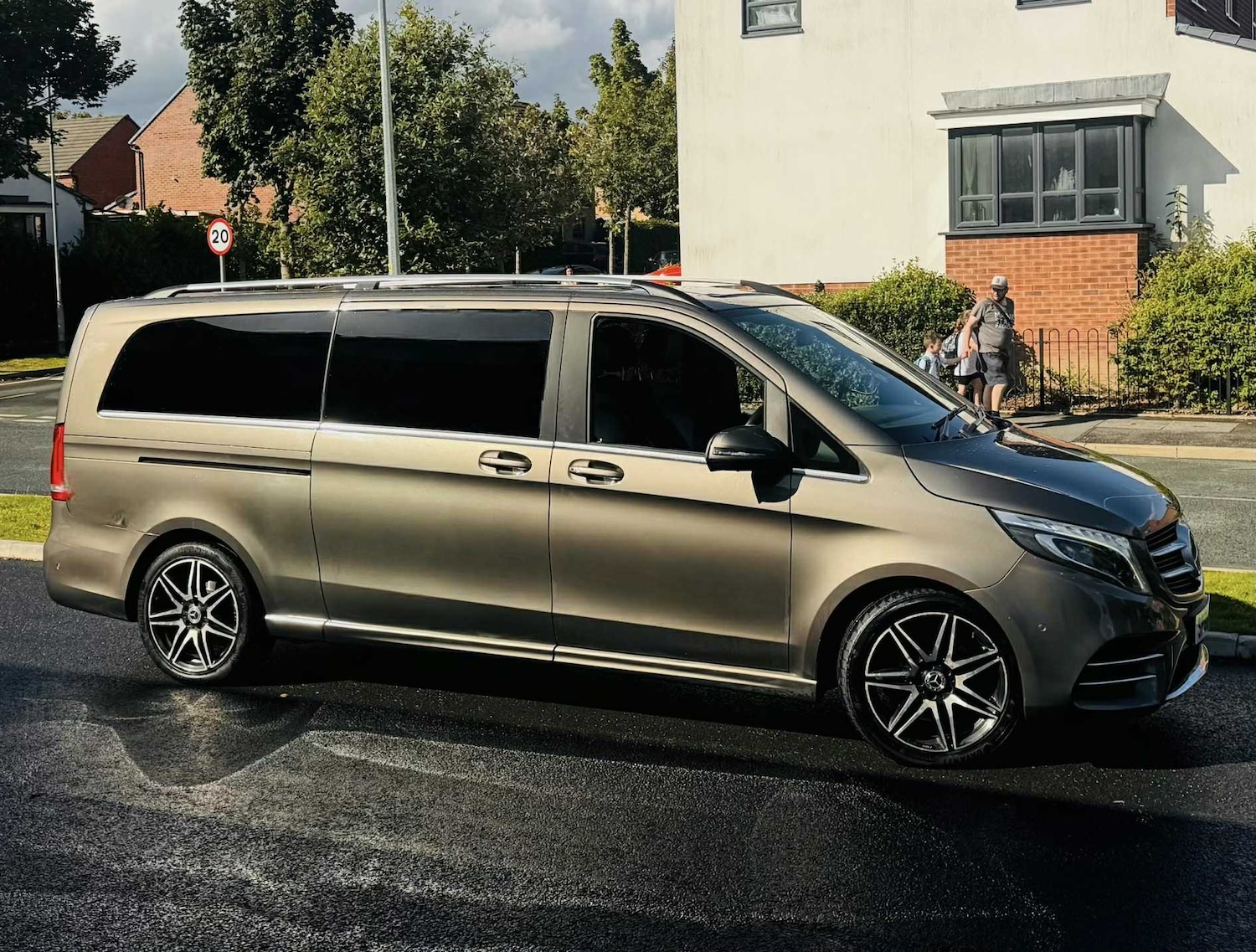 Used Mercedes-Benz V-Class 2018 for sale - 76596119: Photo 6