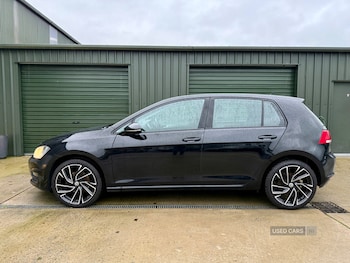 Used Volkswagen Golf 2016 for sale - 76574165: Photo