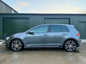 Used Volkswagen Golf 2017 for sale - 78205794: Photo