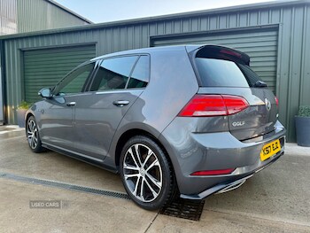 Used Volkswagen Golf 2017 for sale - 78205794: Photo