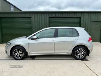 Used Volkswagen Golf 2017 for sale - 75200629: Photo