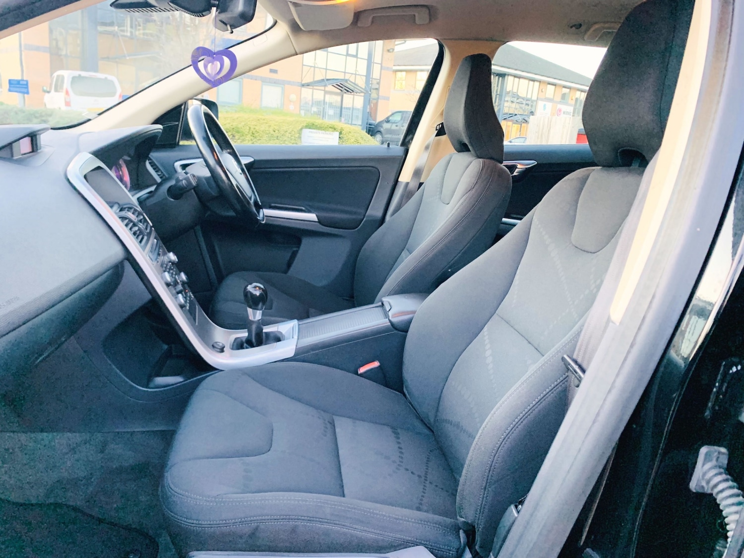 Used Volvo XC60 2011 for sale - 77058418: Photo 18