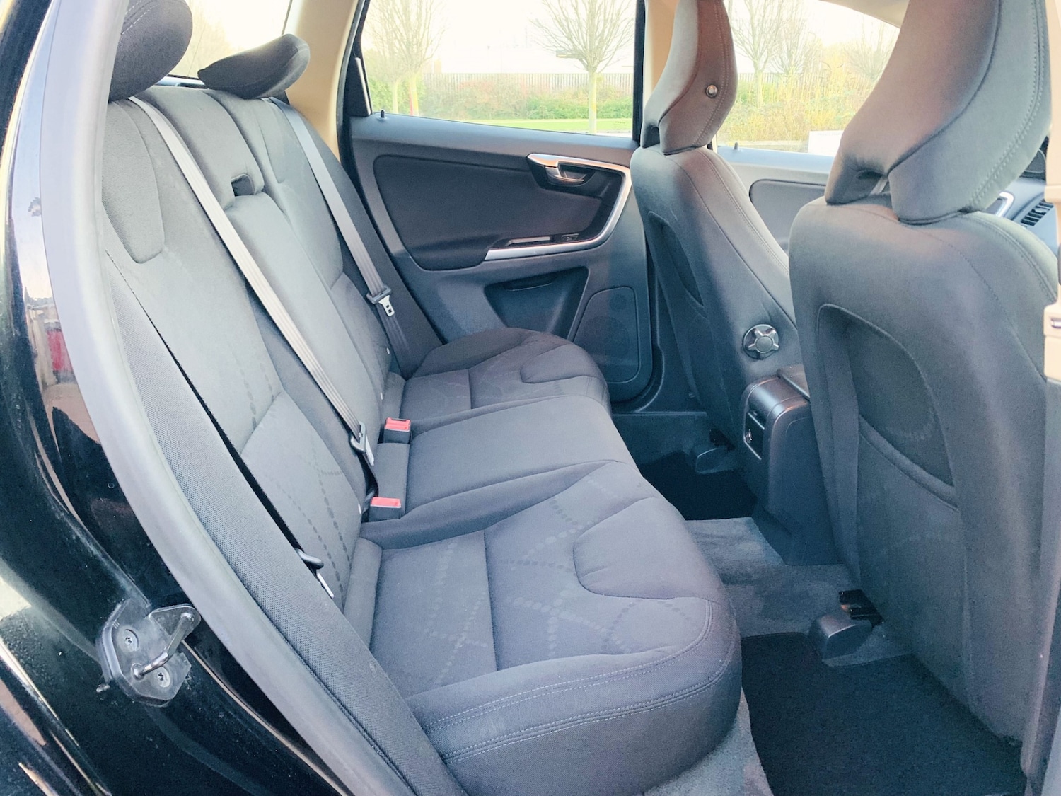 Used Volvo XC60 2011 for sale - 77058418: Photo 26