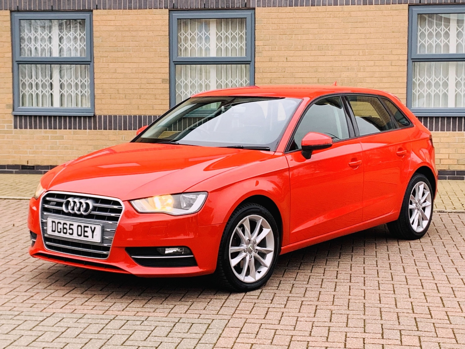 Used Audi A3 2015 for sale - 77083609: Photo 3