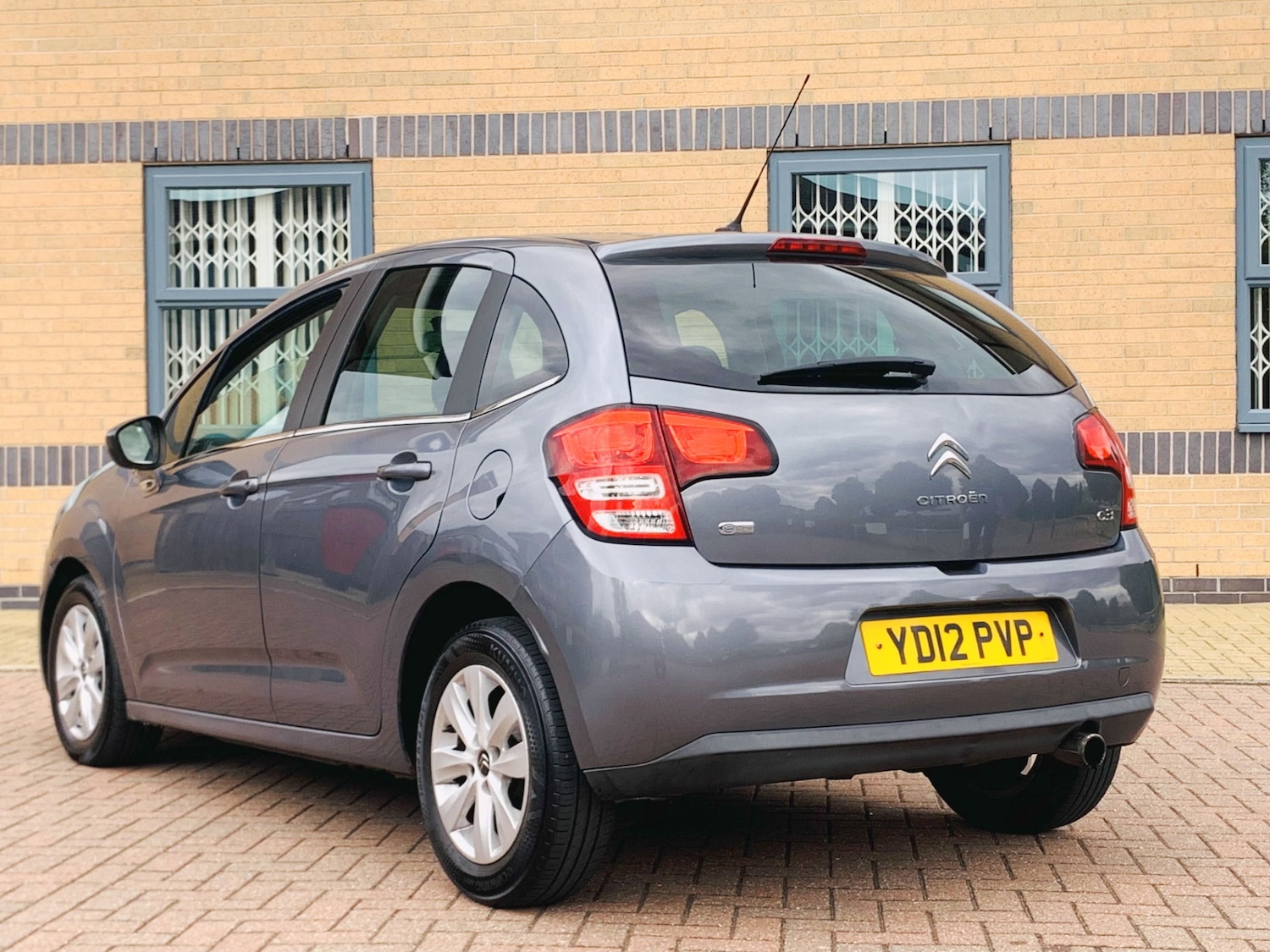 Vehicle 6