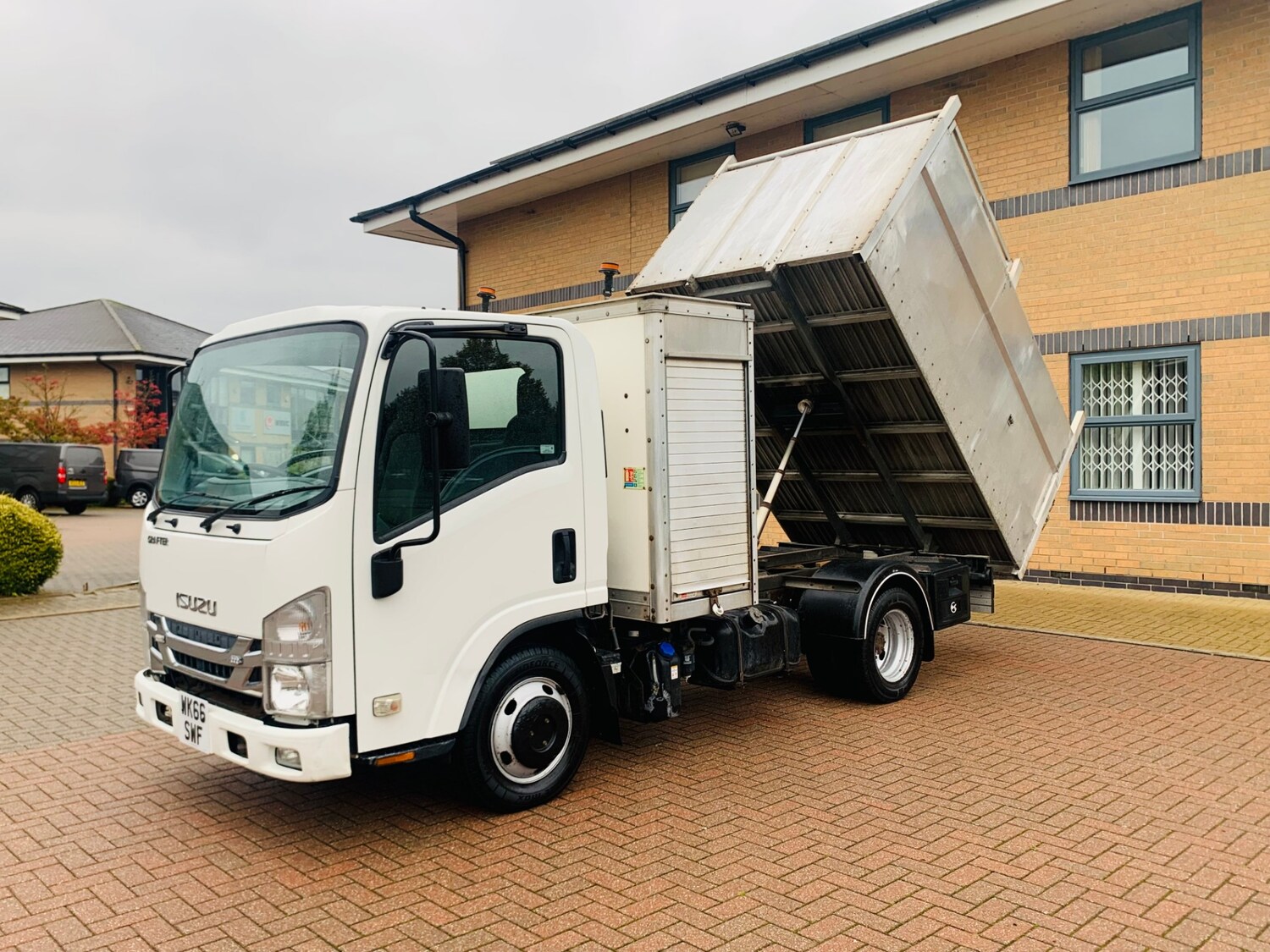 Used Isuzu Other 2016 for sale - 76322539: Photo 27