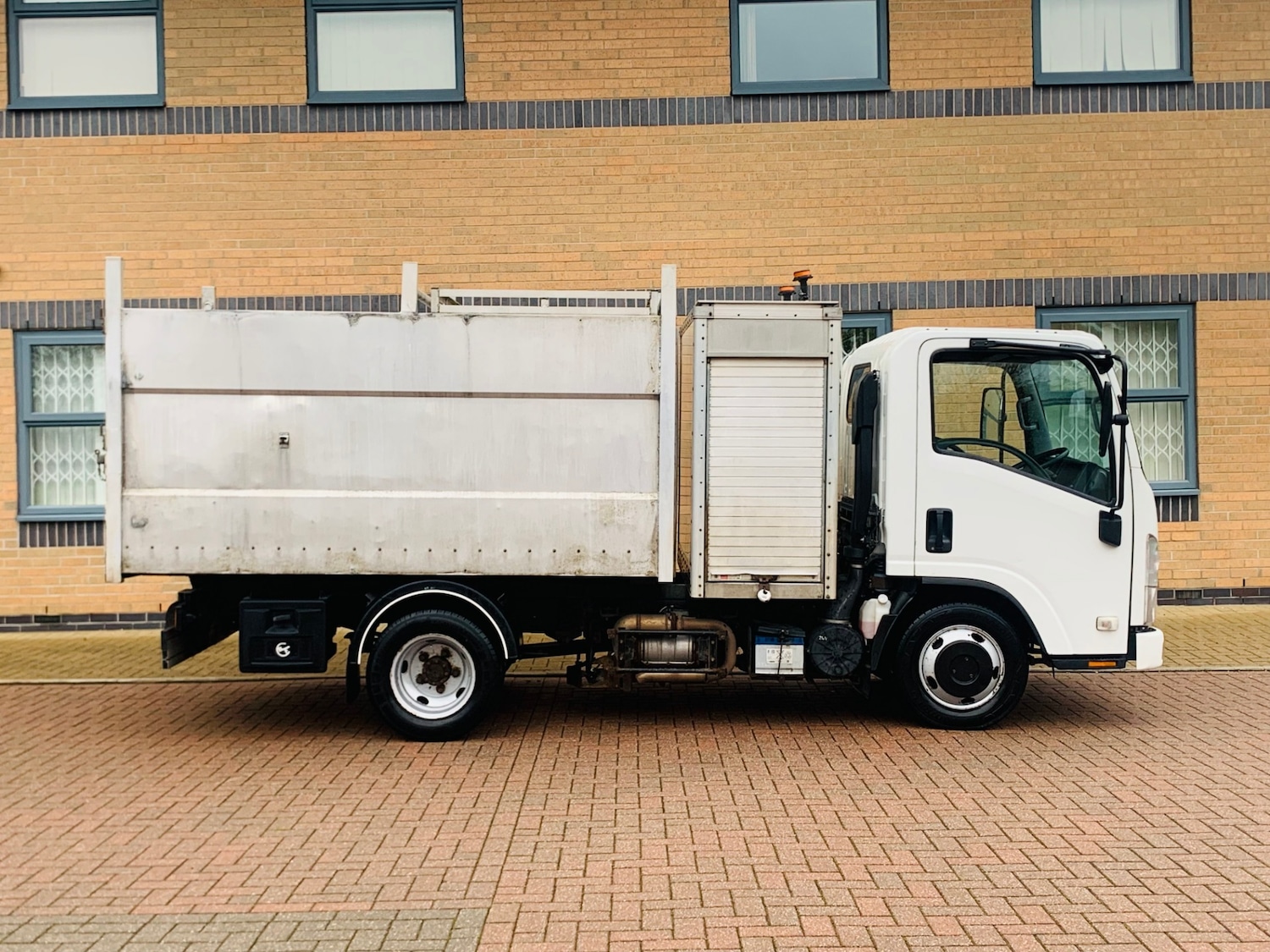 Used Isuzu Other 2016 for sale - 76322539: Photo 5