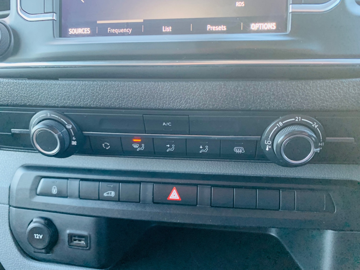 Used Vauxhall Vivaro 2020 for sale - 77053472: Photo 28