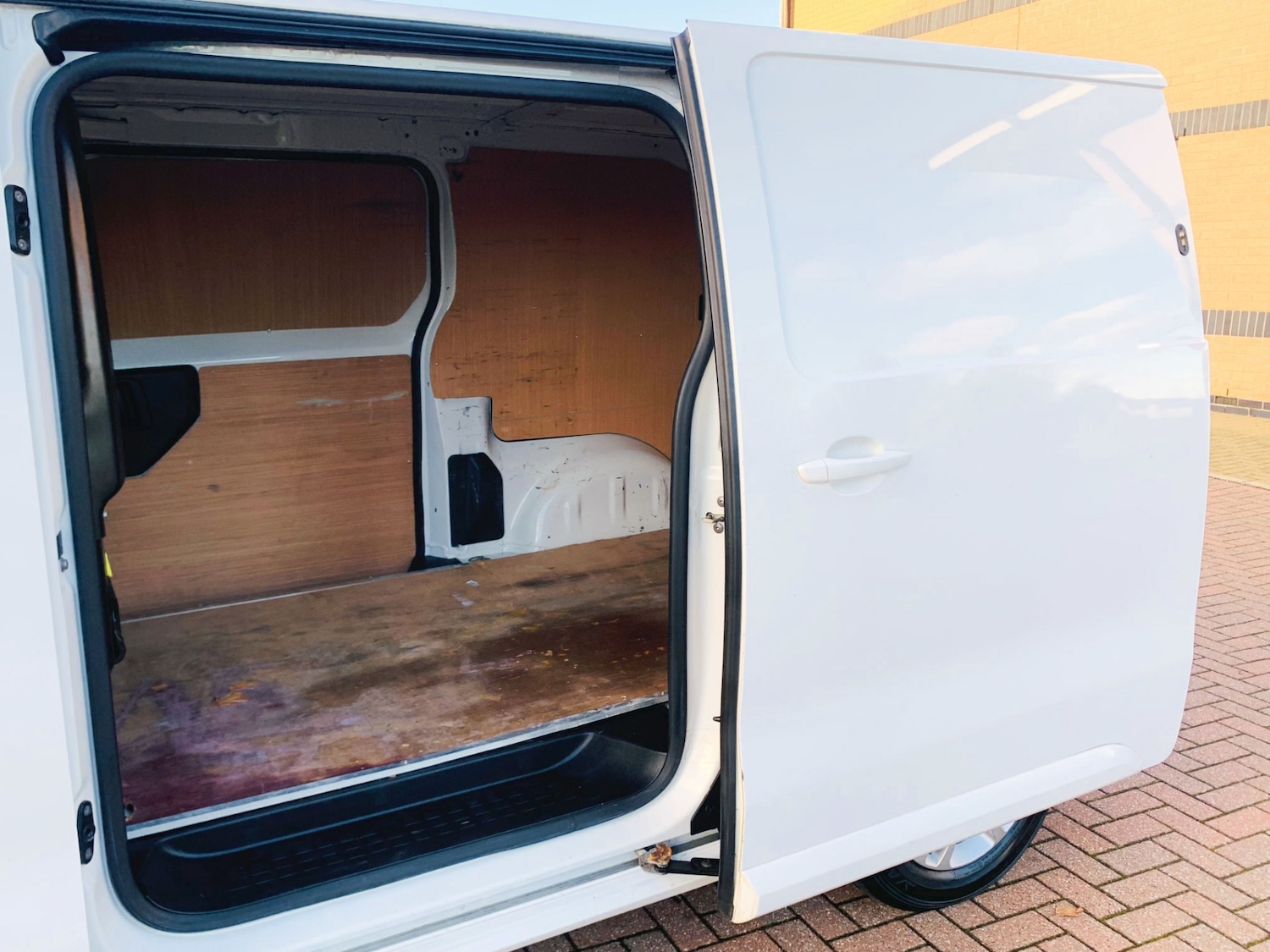 Used Vauxhall Vivaro 2020 for sale - 77053472: Photo 38