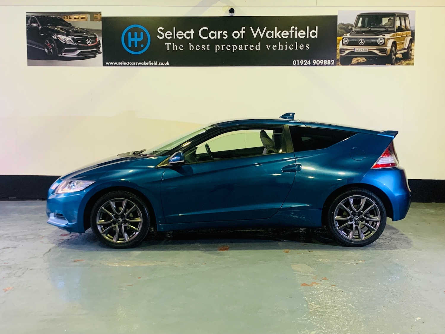 Used Honda CR-Z 2010 for sale - 77578500: Photo 2