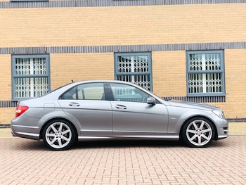 Used Mercedes-Benz C-Class 2011 for sale - 75683086: Photo