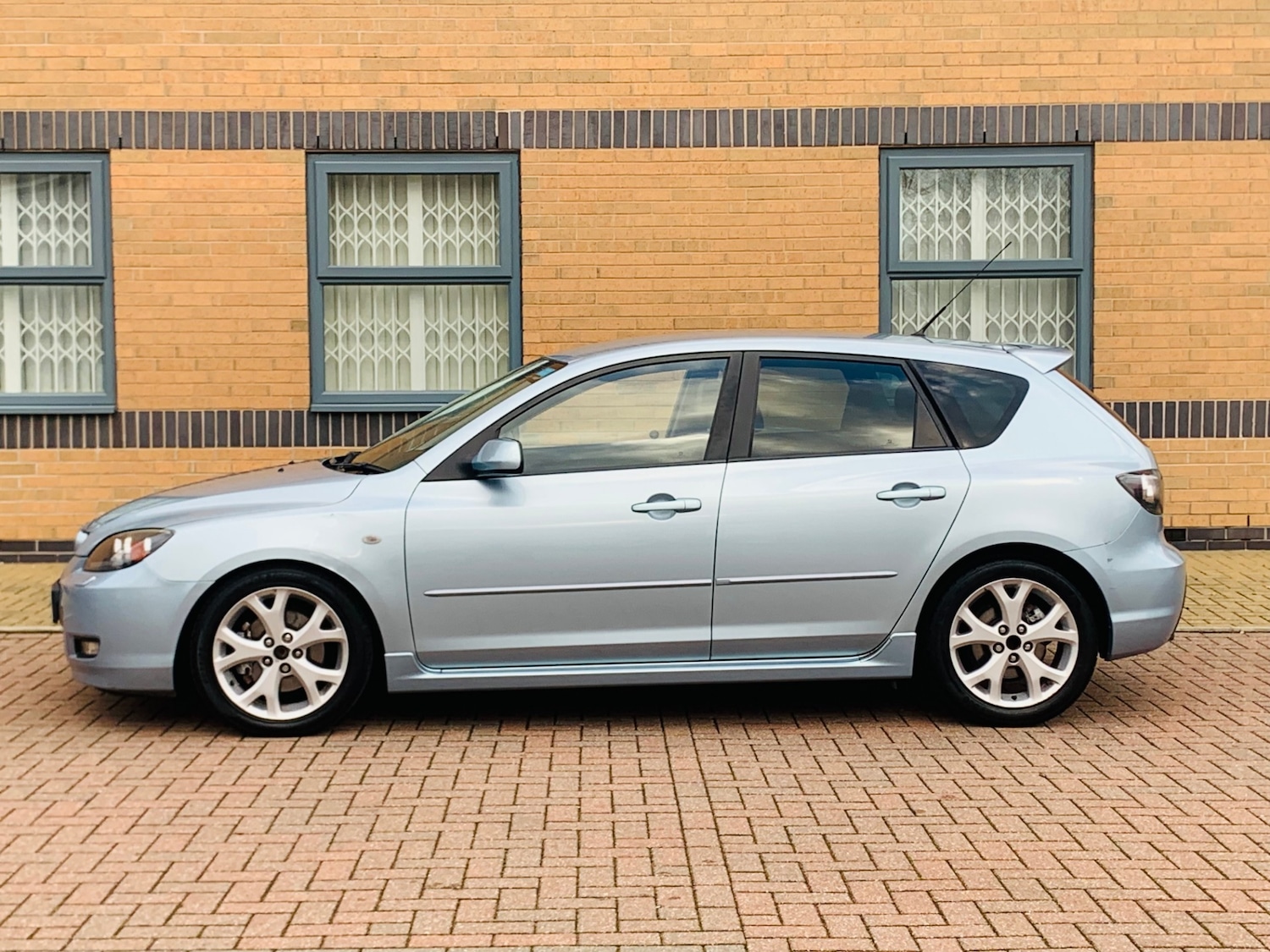 Used Mazda Mazda3 2009 for sale - 77053121: Photo 5