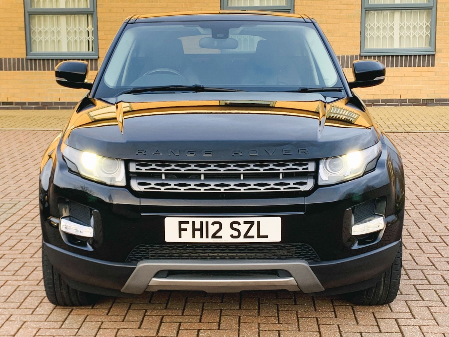Used Land Rover Range Rover Evoque 2012 for sale - 77461368: Photo 4