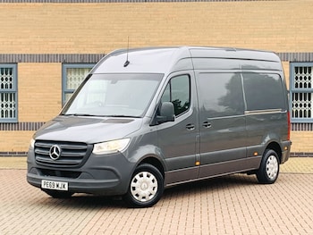 Mercedes-Benz - Sprinter