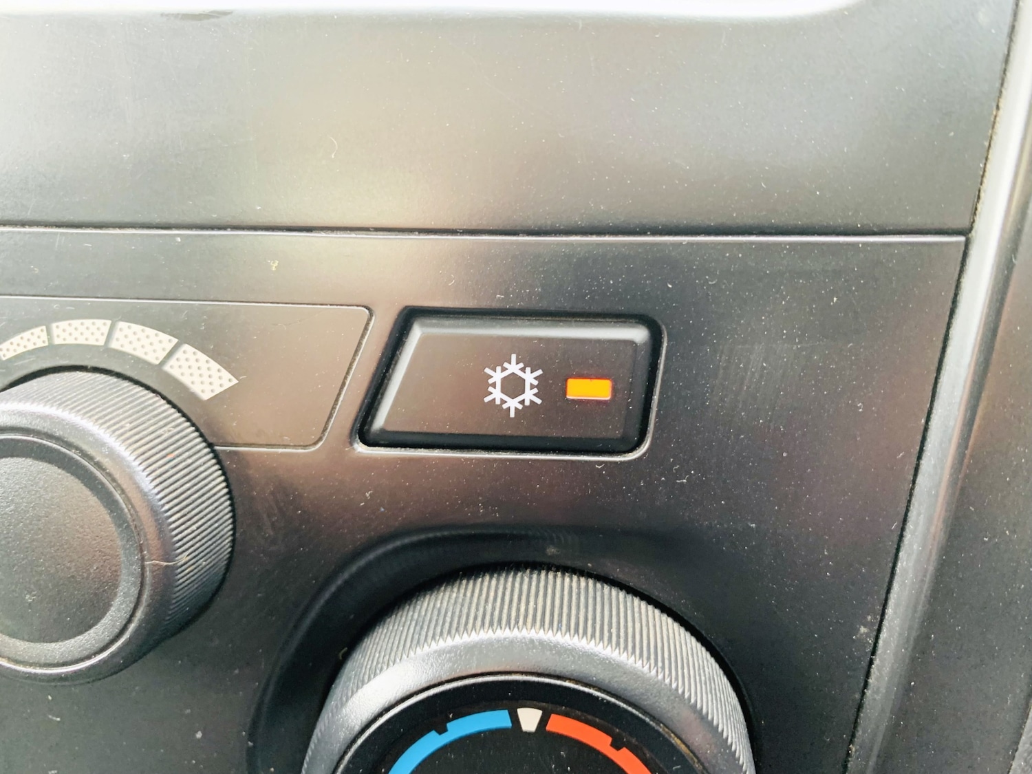 Used Isuzu D-Max 2017 for sale - 77758558: Photo 33