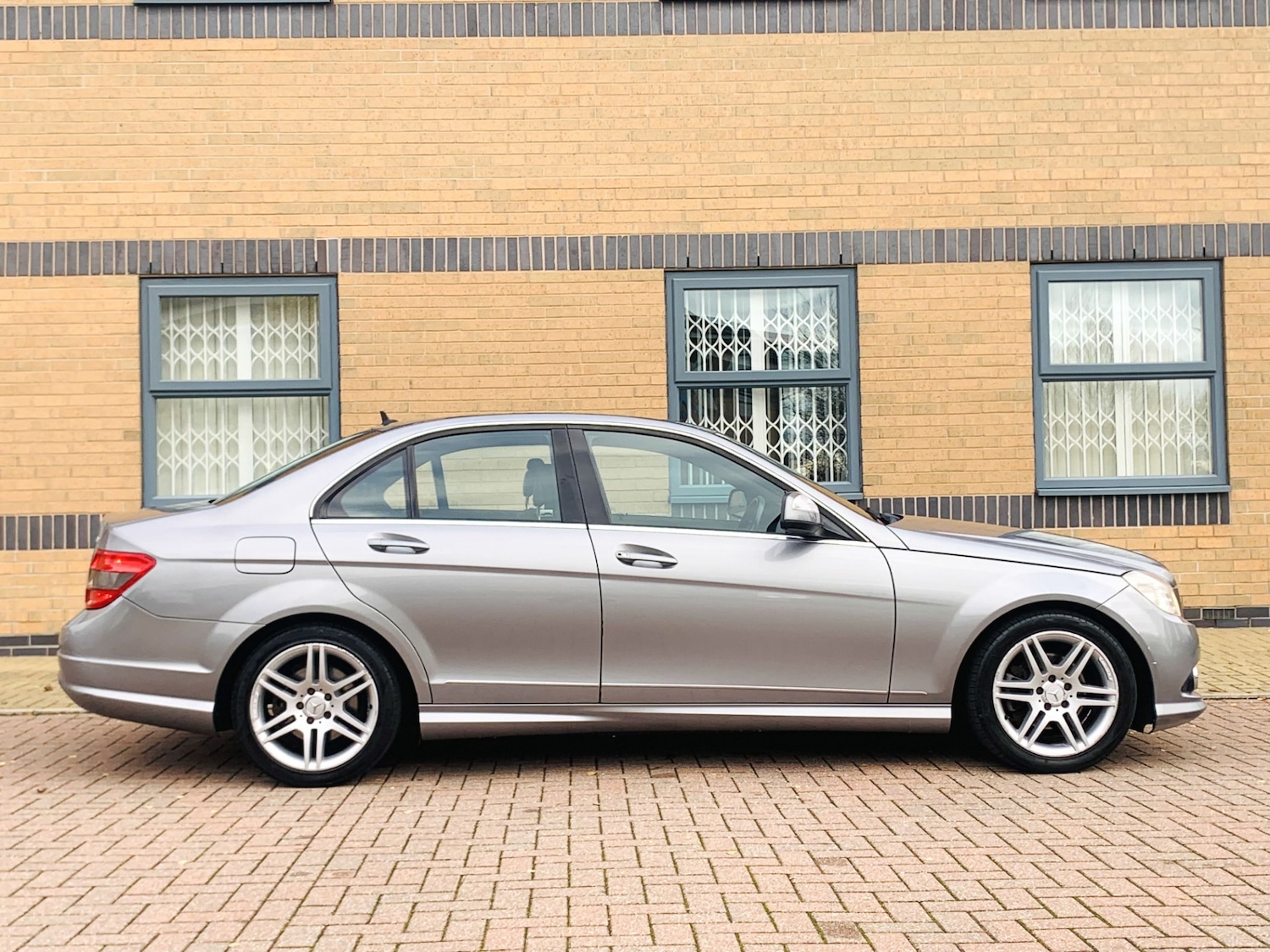 Used Mercedes-Benz C Class 2008 for sale - 76594737: Photo 4