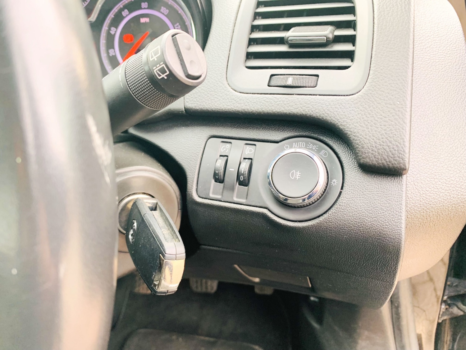 Used Vauxhall Insignia 2014 for sale - 77083596: Photo 30