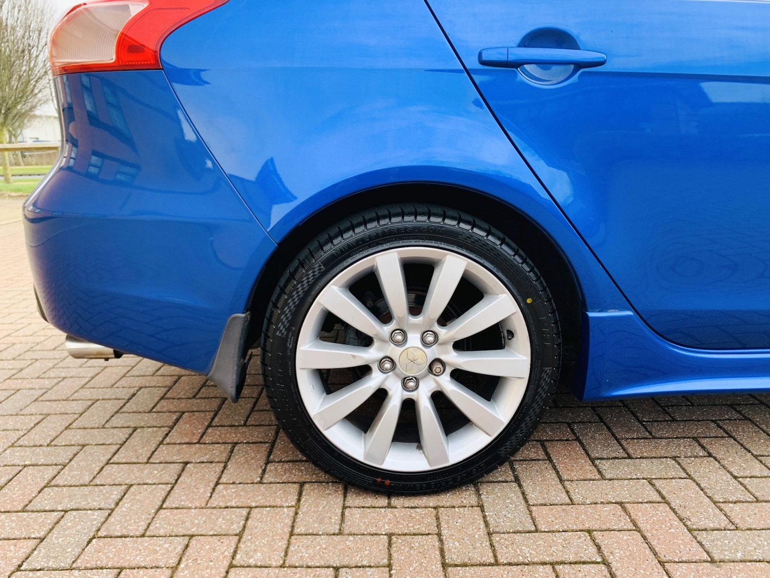 Used Mitsubishi Lancer 2011 for sale - 77639345: Photo 21