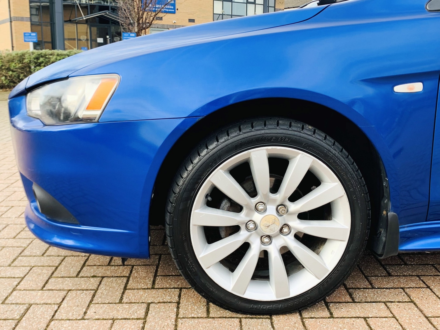 Used Mitsubishi Lancer 2011 for sale - 77639345: Photo 23