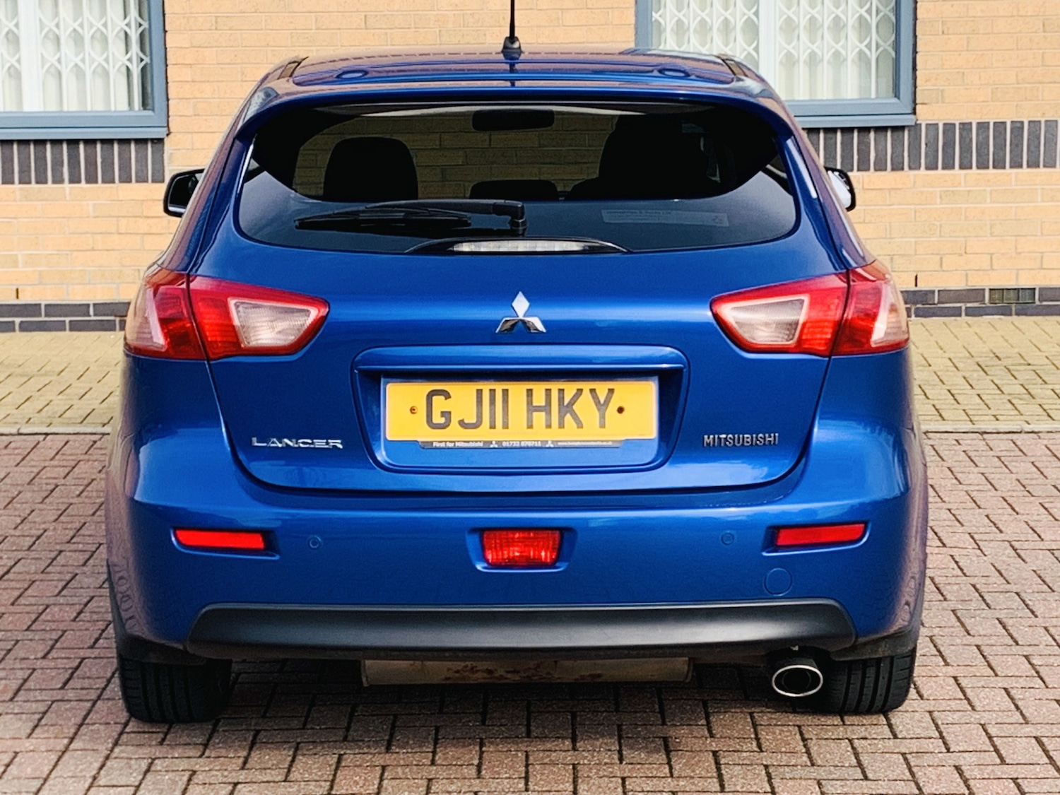 Used Mitsubishi Lancer 2011 for sale - 77639345: Photo 4