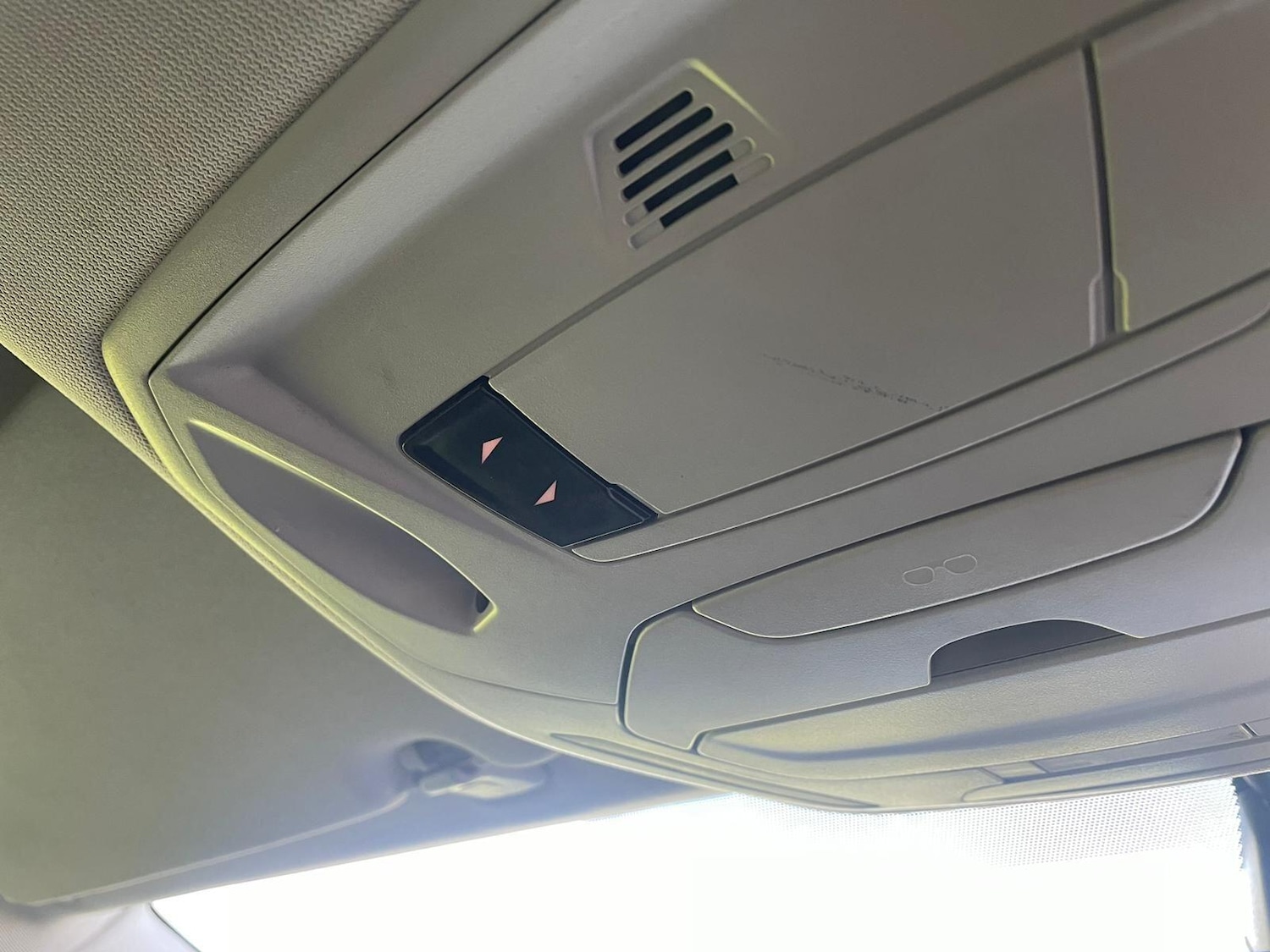 Used Ford S-Max 2011 for sale - 77315330: Photo 21