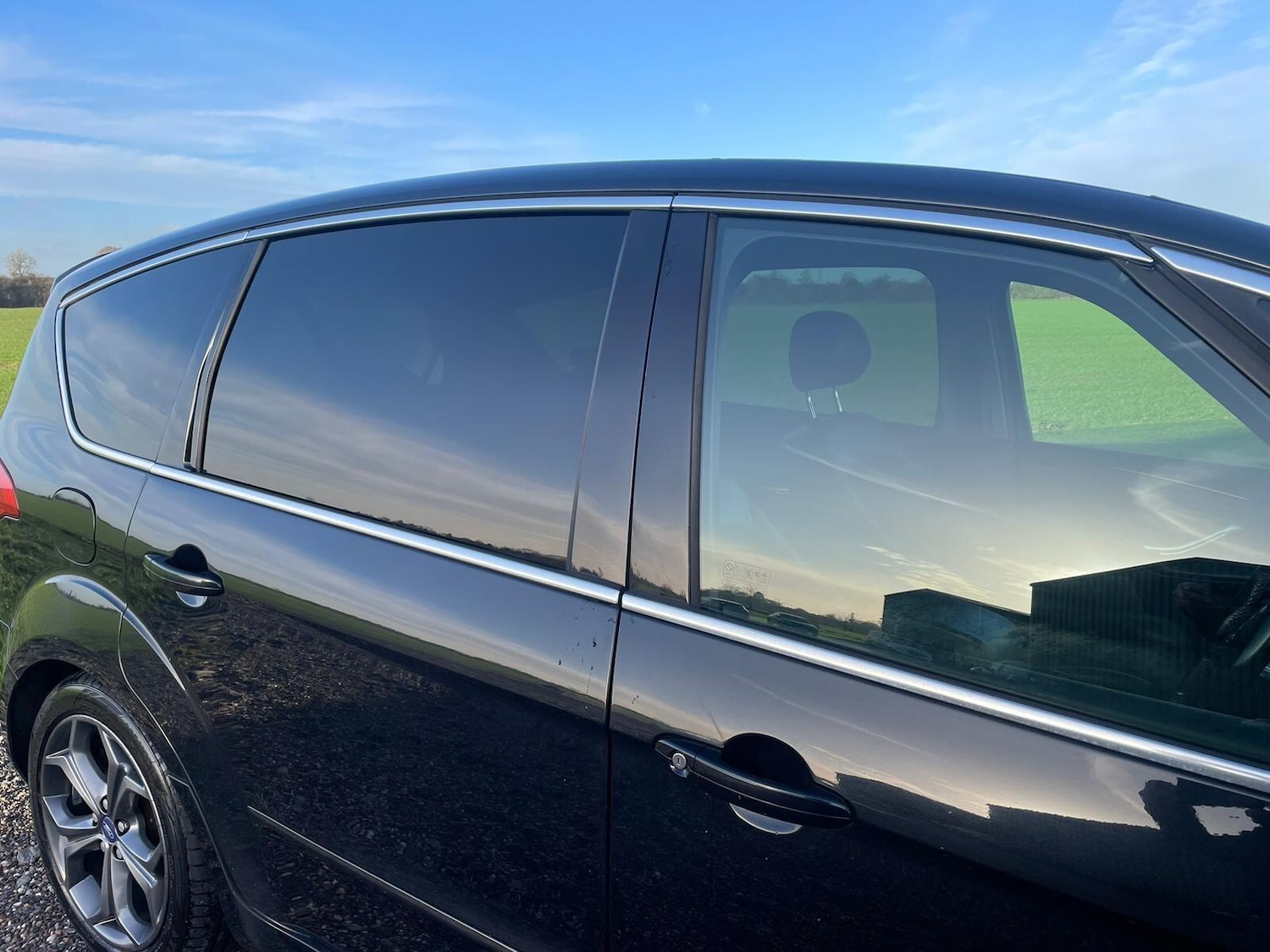 Used Ford S-Max 2011 for sale - 77315330: Photo 35