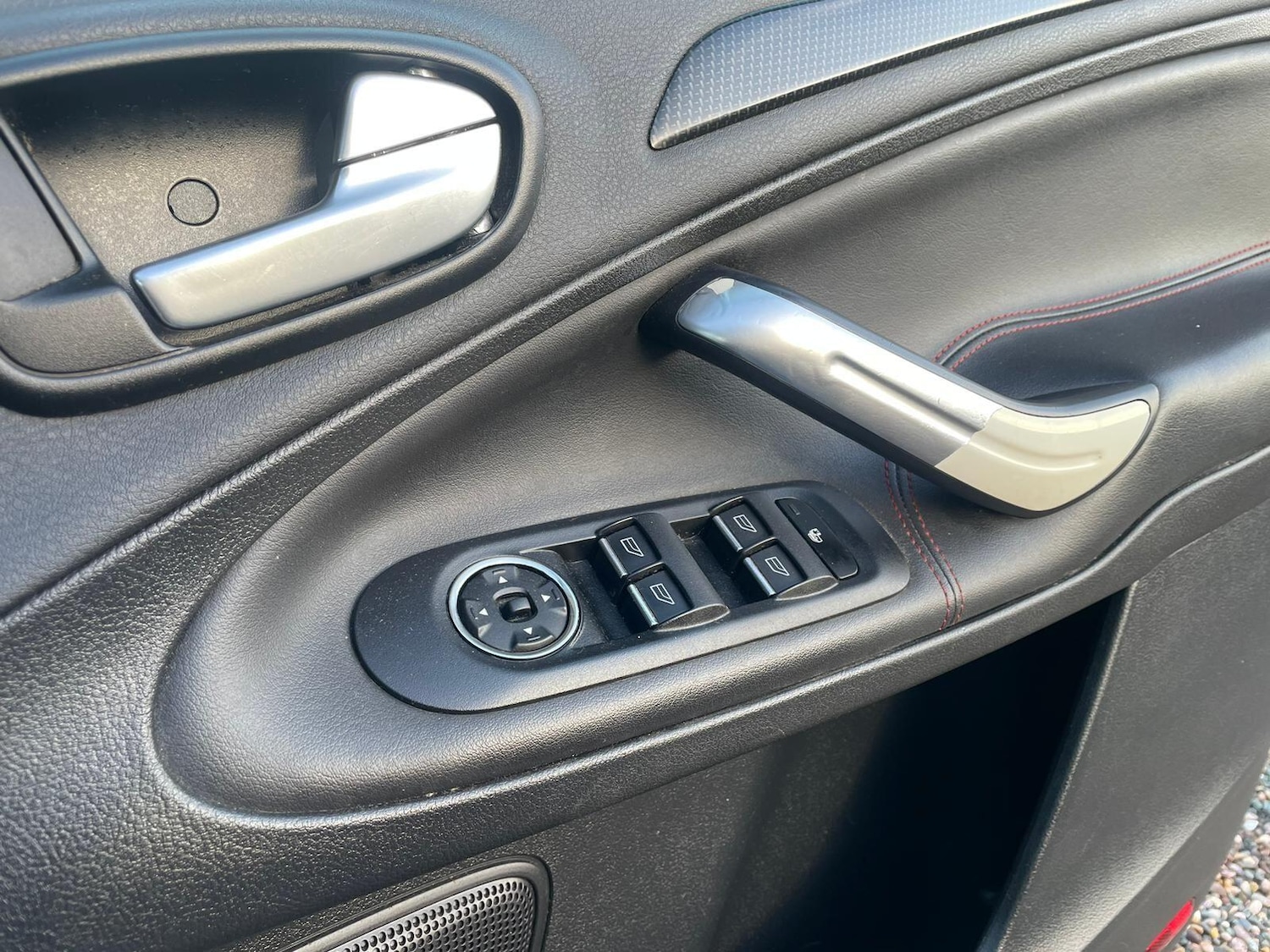 Used Ford S-Max 2011 for sale - 77315330: Photo 36