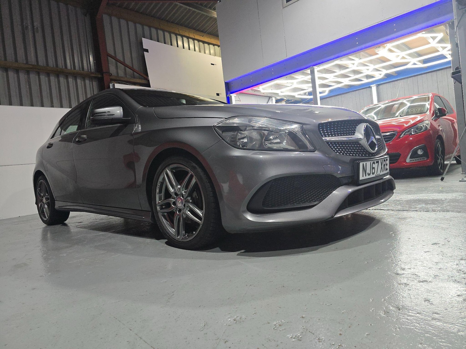 Used Mercedes-Benz A-Class 2017 for sale - 76855844: Photo 5