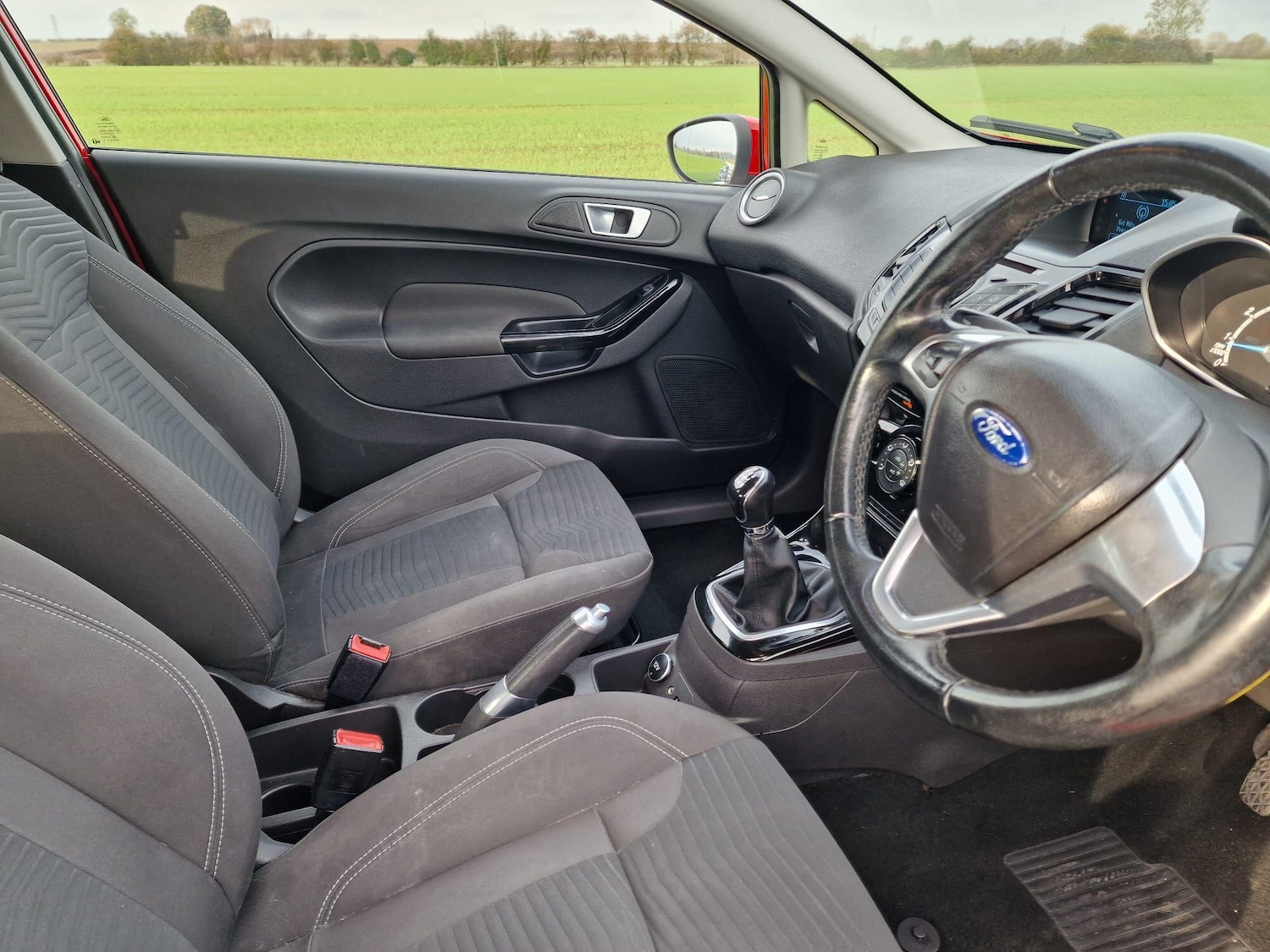 Used Ford Fiesta 2013 for sale - 77203192: Photo 4