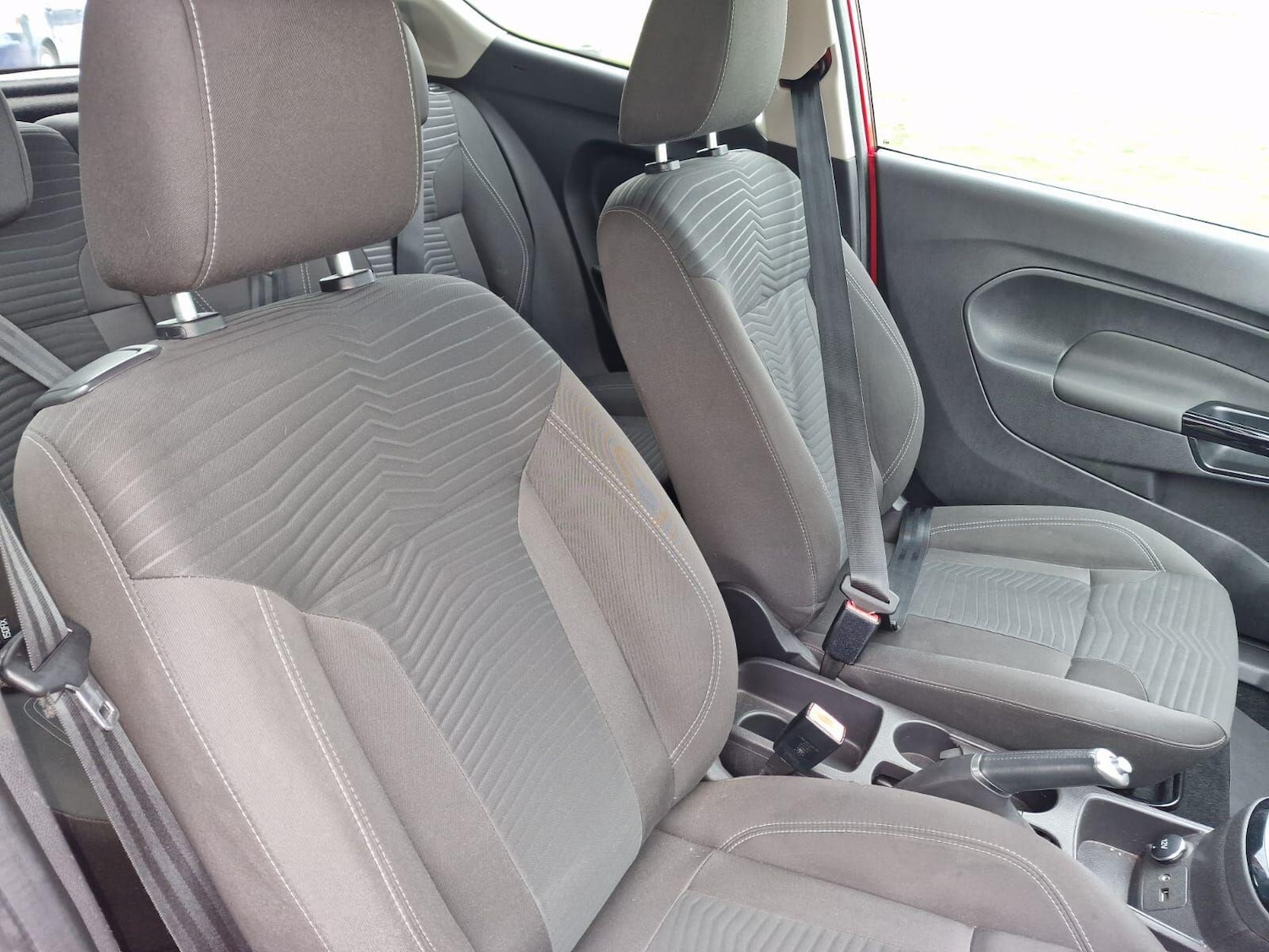 Used Ford Fiesta 2015 for sale - 76825187: Photo 29