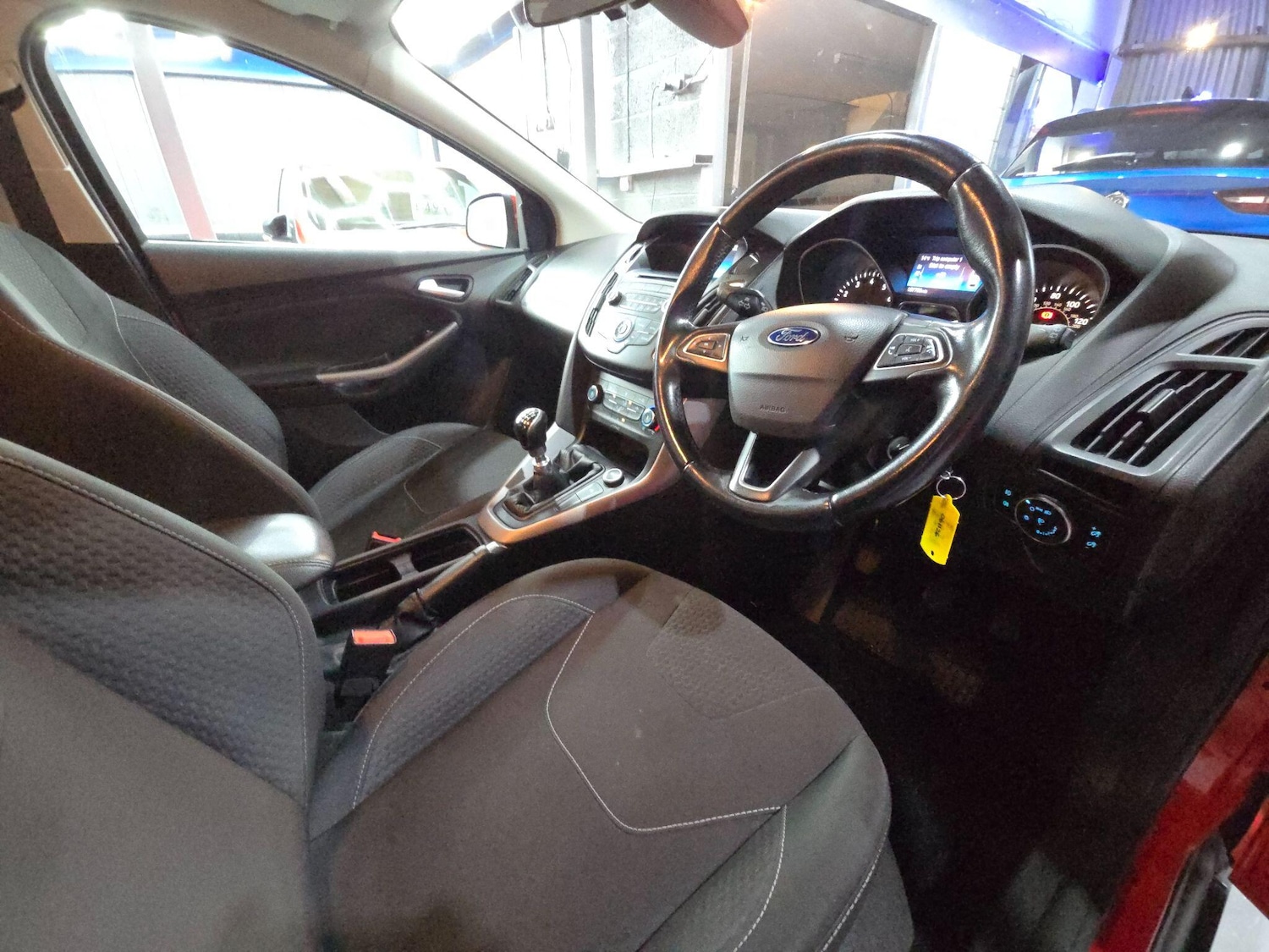 Used Ford Focus 2015 for sale - 76825014: Photo 4