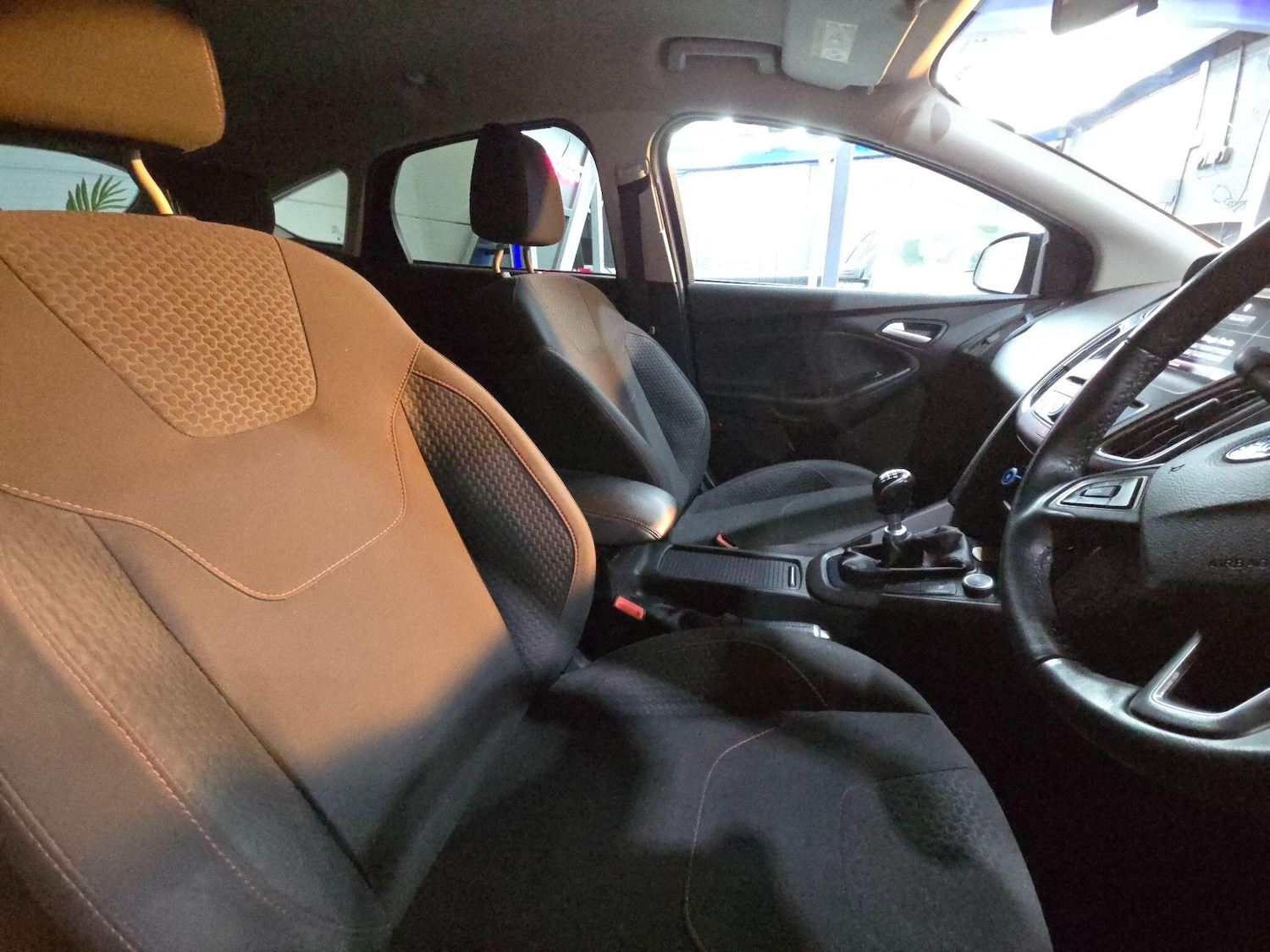 Used Ford Focus 2015 for sale - 76855713: Photo 41