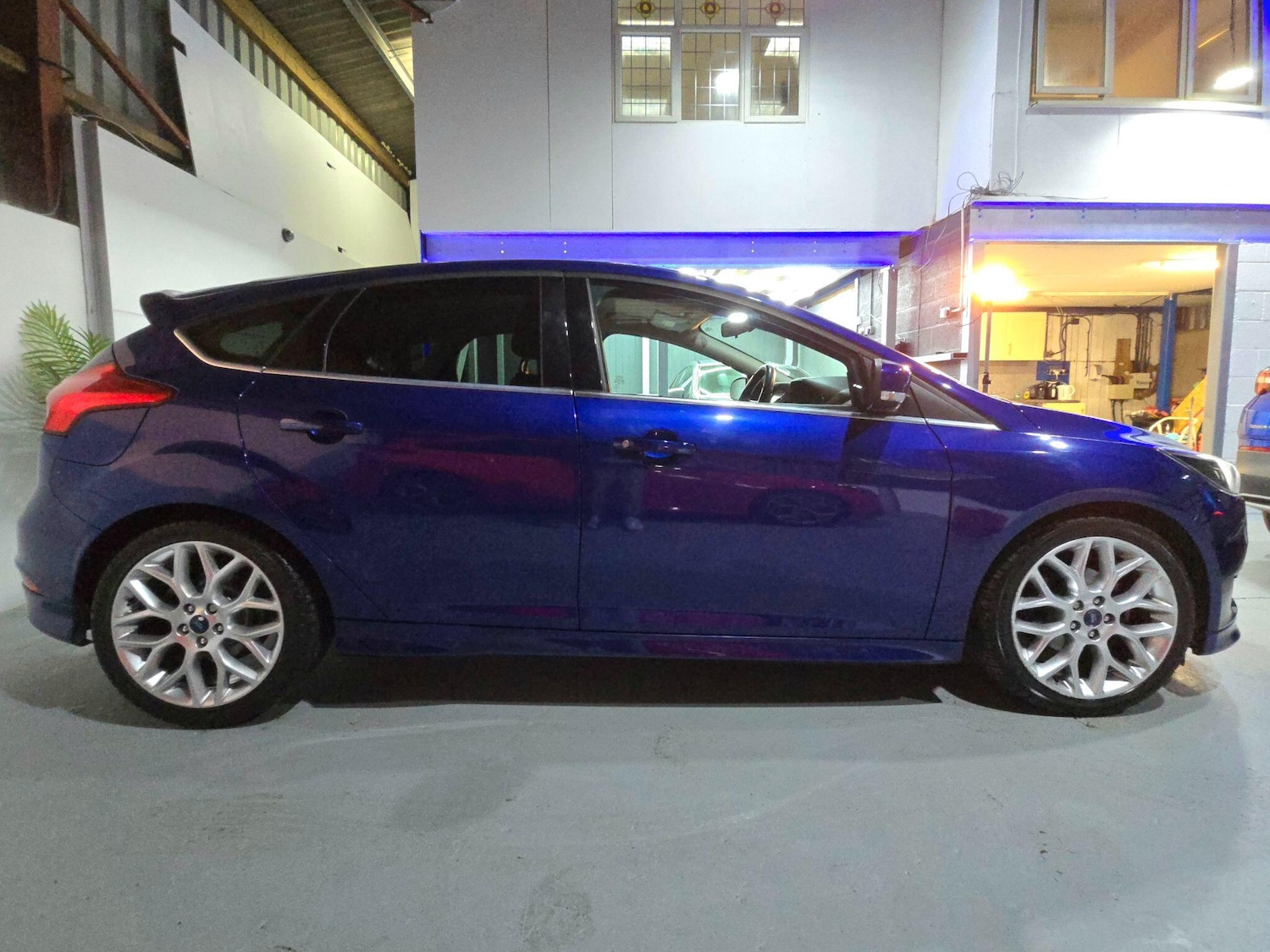 Used Ford Focus 2015 for sale - 76855713: Photo 9
