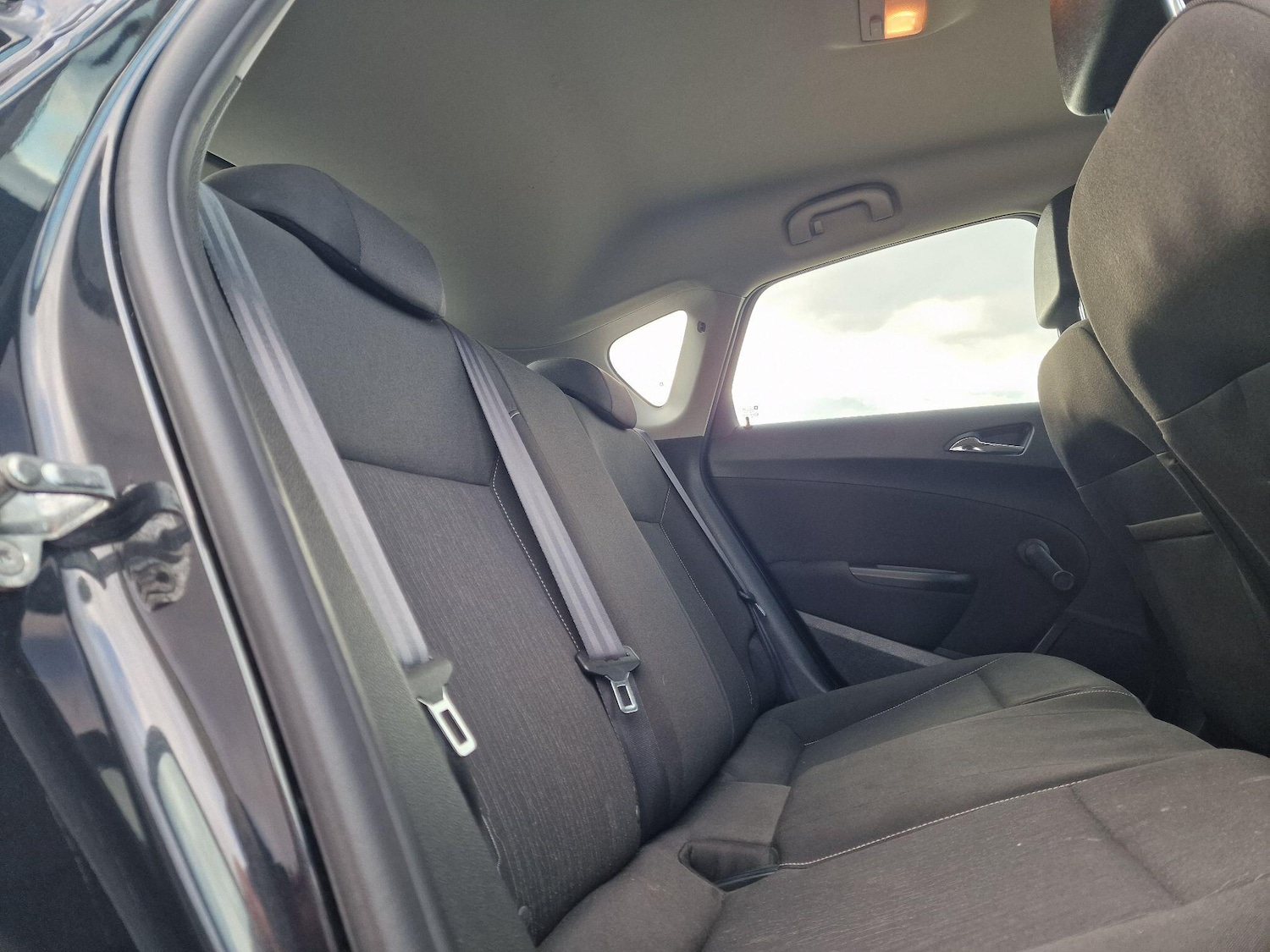 Used Vauxhall Astra 2015 for sale - 77203808: Photo 28