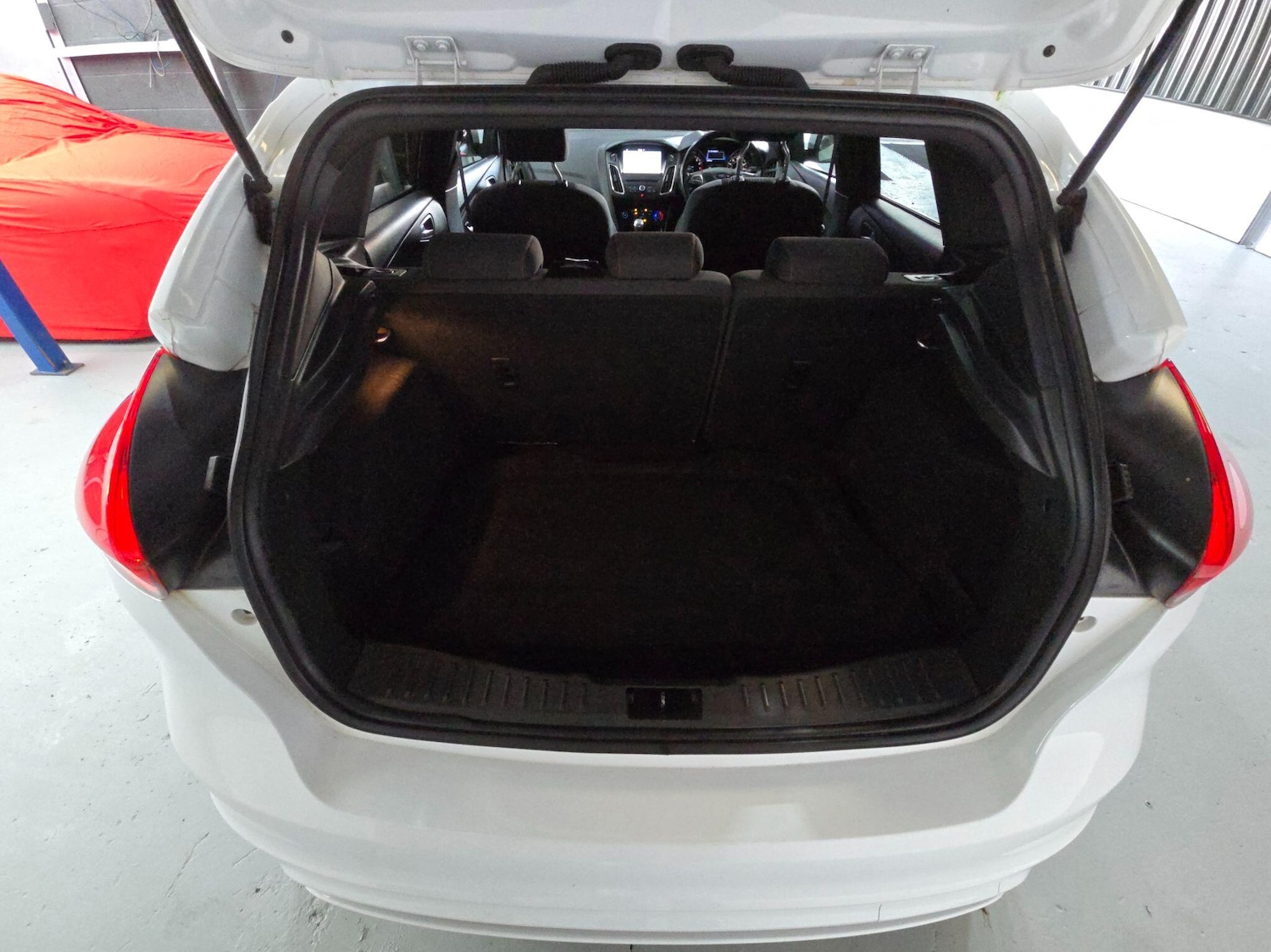 Used Ford Focus 2017 for sale - 77359281: Photo 19