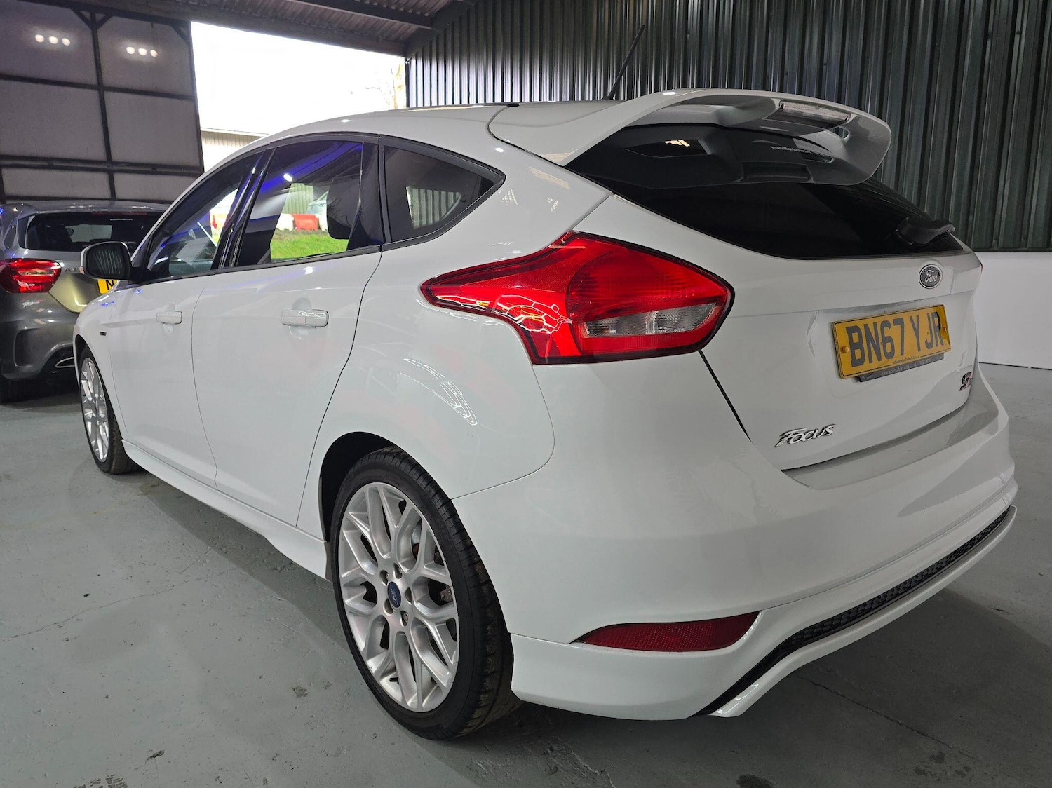 Used Ford Focus 2017 for sale - 77359281: Photo 2