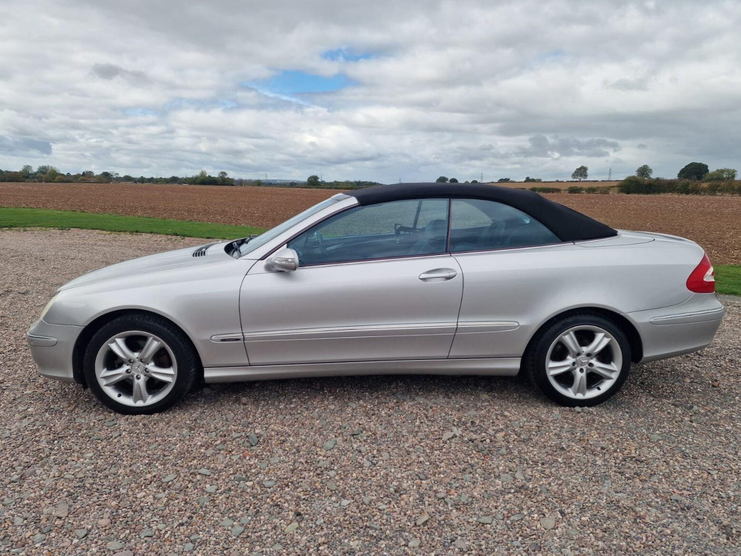 Used Mercedes-Benz CLK 2003 for sale - 76831803: Photo 14