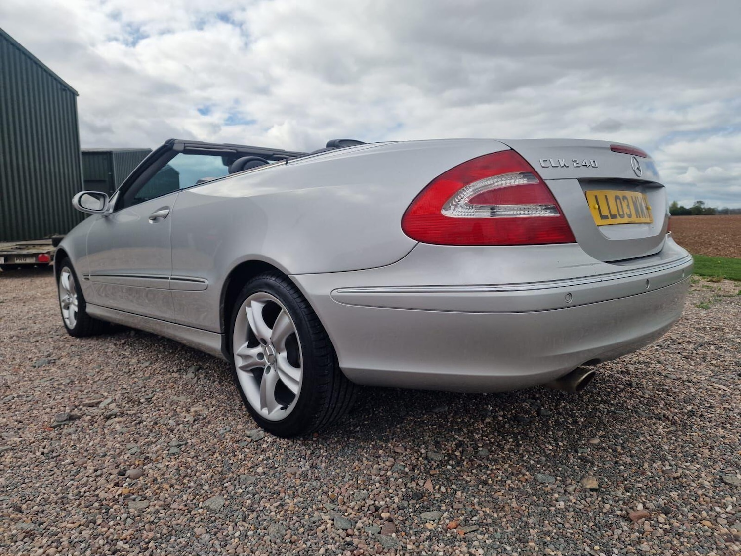 Used Mercedes-Benz CLK 2003 for sale - 76831803: Photo 2