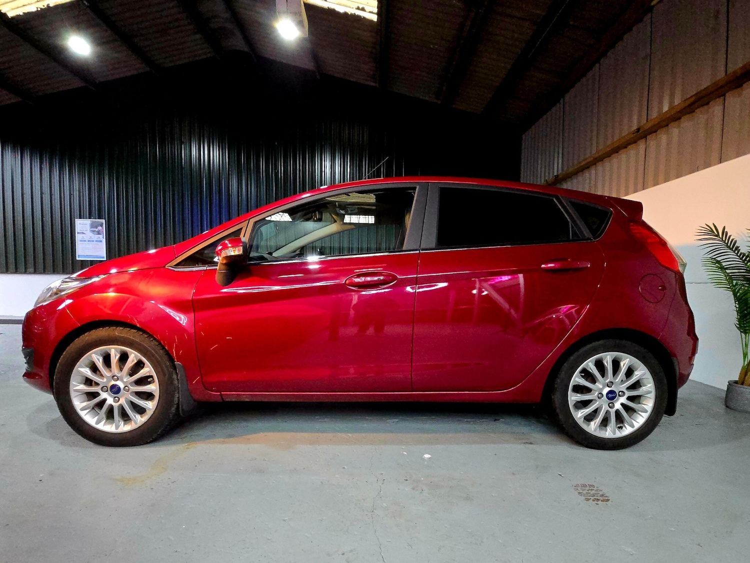 Used Ford Fiesta 2014 for sale - 77291239: Photo 8