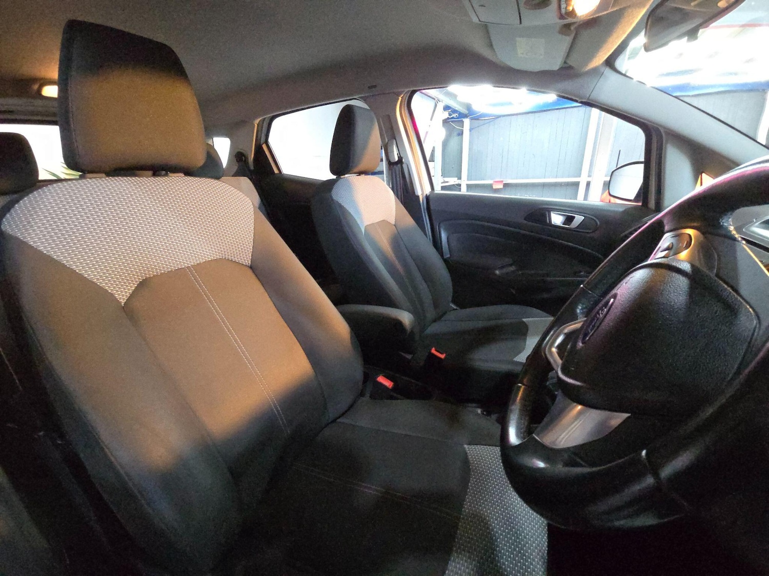 Used Ford Ecosport for sale - 77268031: Photo 41