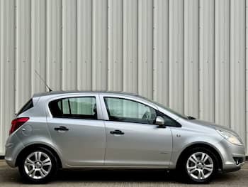 Used Vauxhall Corsa 2010 for sale - 79656551: Photo