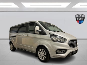 Used Ford Tourneo Custom 2018 for sale - 76422642: Photo