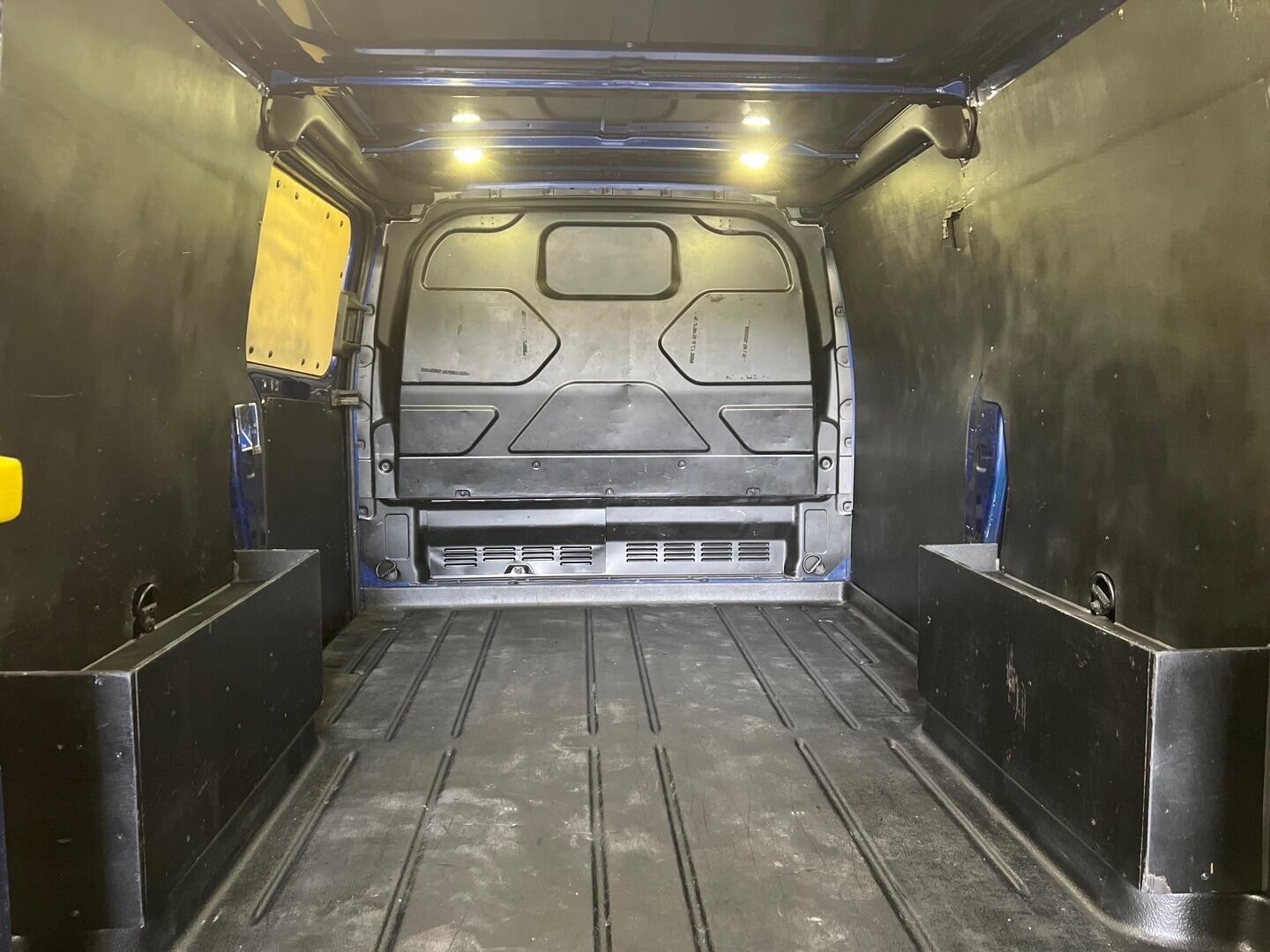 Used Ford Transit Custom 2016 for sale - 76592264: Photo 15