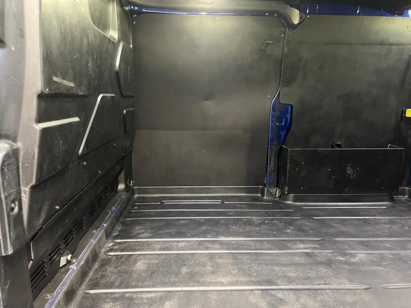 Used Ford Transit Custom 2016 for sale - 76592264: Photo 21