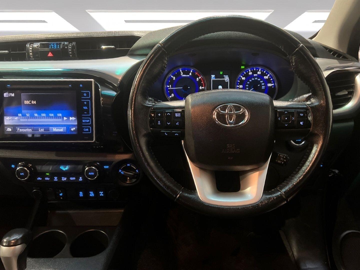 Used Toyota Hilux for sale - 78057822: Photo 15