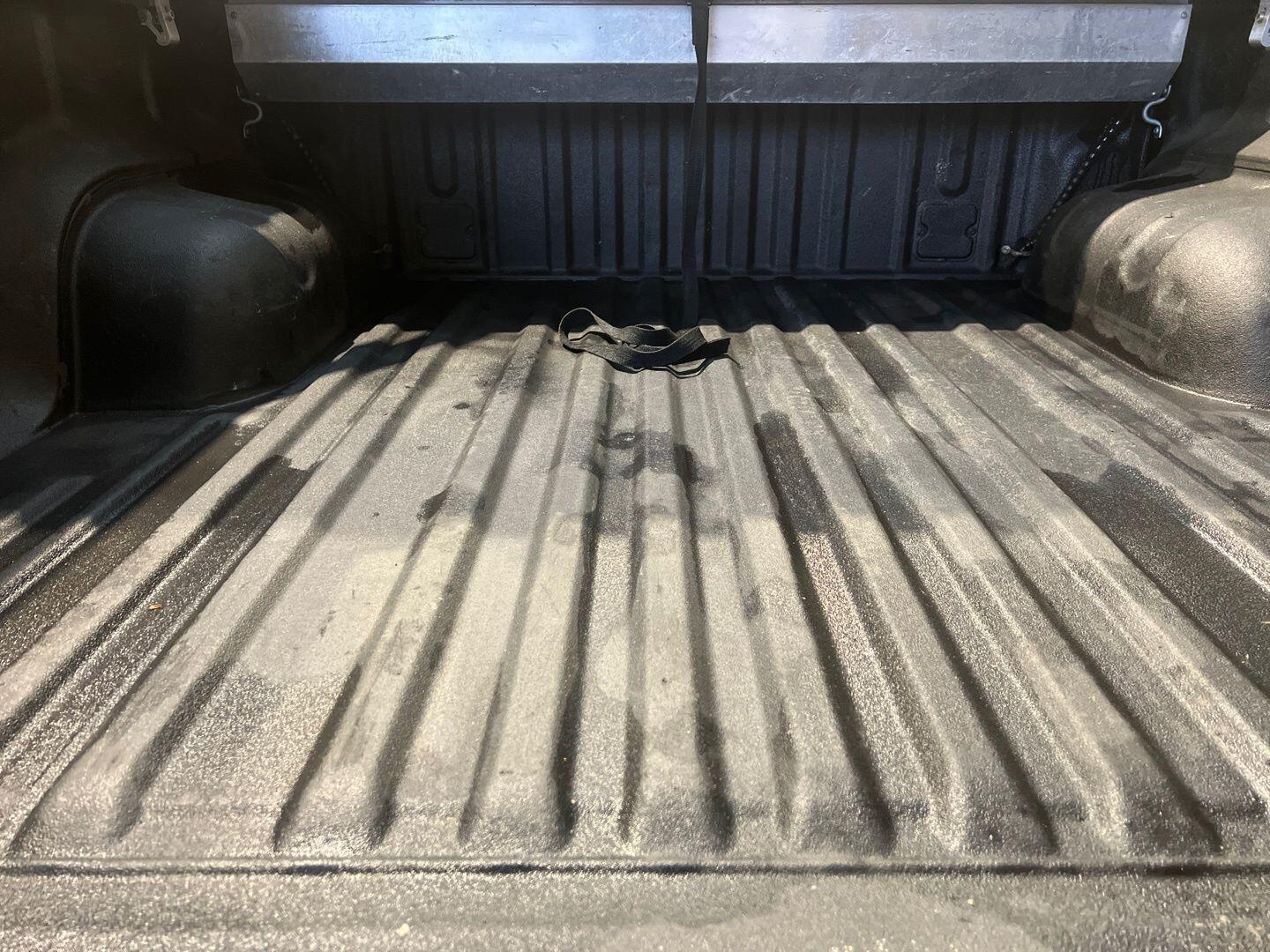 Used Toyota Hilux for sale - 78057822: Photo 26