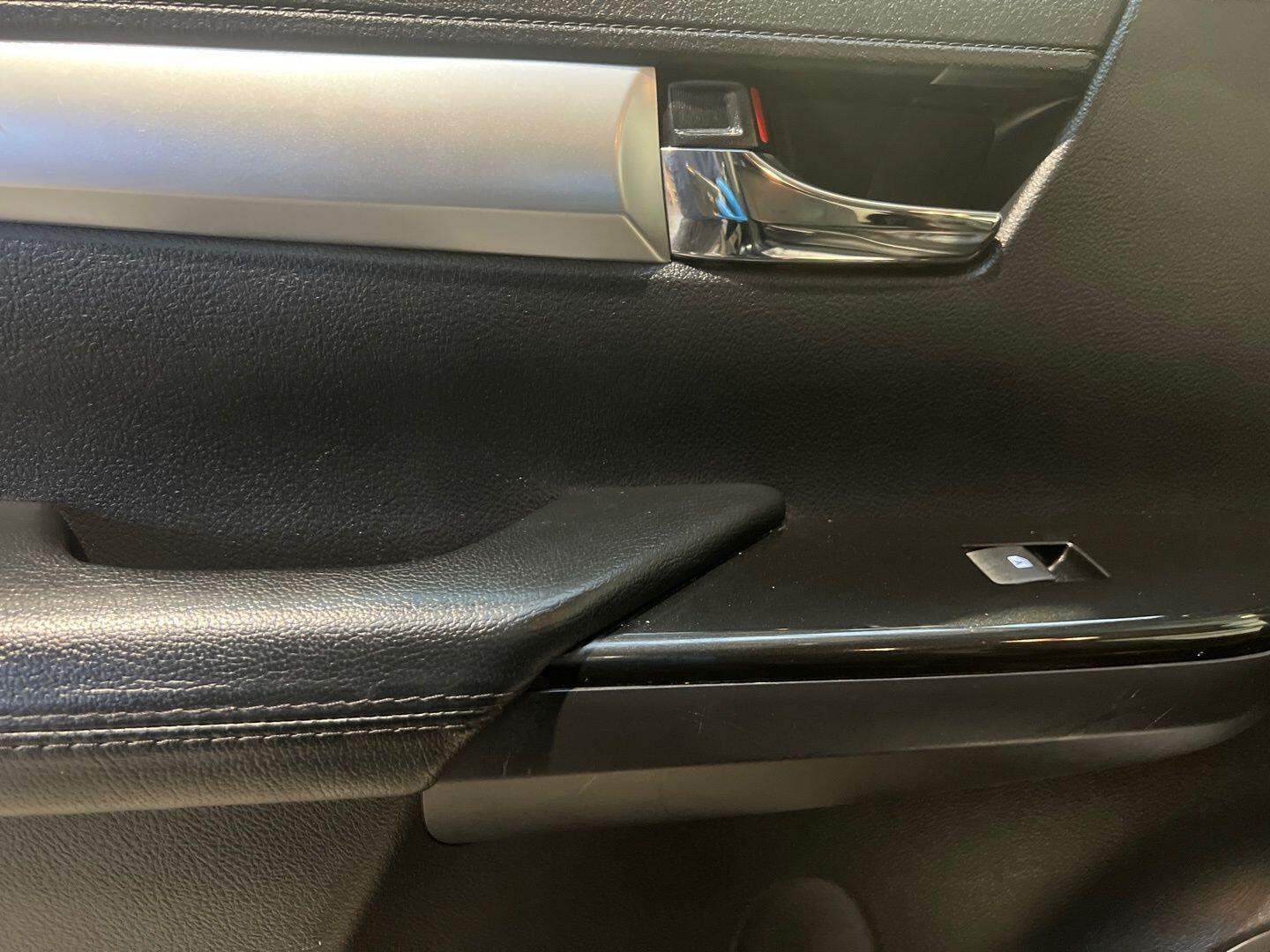 Used Toyota Hilux for sale - 78057822: Photo 28